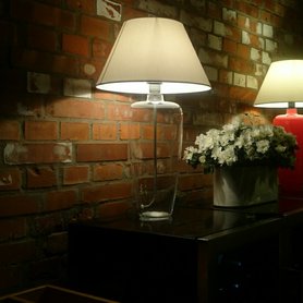 Skleněná stolní lampa BILBAO